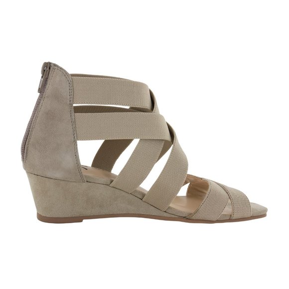 NWT ISAAC MIZRAHI LEATHER TAUPE SKYLER SANDALS 7.5 - Picture 2 of 7